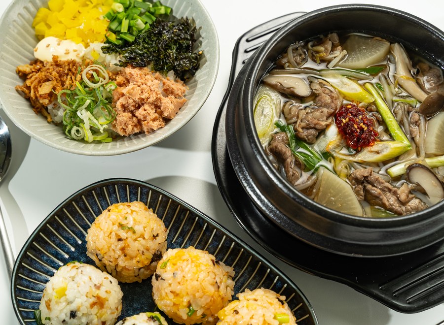飛騨牛韓国肉汁と梅じゃこチュモッパセット