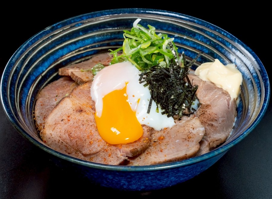炙りチャーシュー丼 ひまわり
