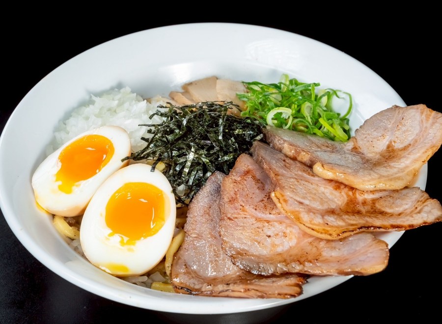 煮干し醤油まぜそば トッピングC